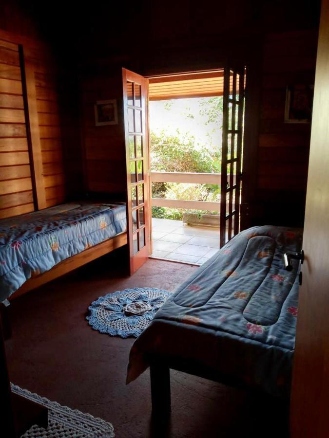 Confortavel Casa De Campo Em Condominio Fechado Águas de Lindóia エクステリア 写真