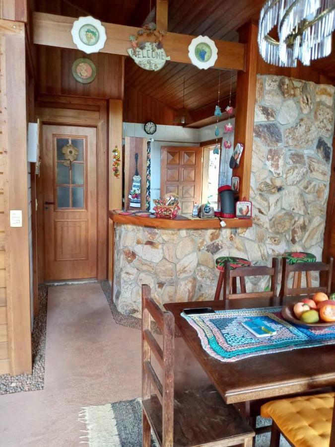 Confortavel Casa De Campo Em Condominio Fechado Águas de Lindóia エクステリア 写真