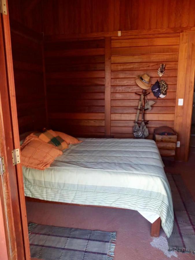 Confortavel Casa De Campo Em Condominio Fechado Águas de Lindóia エクステリア 写真