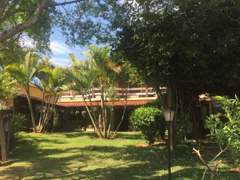 Confortavel Casa De Campo Em Condominio Fechado Águas de Lindóia エクステリア 写真