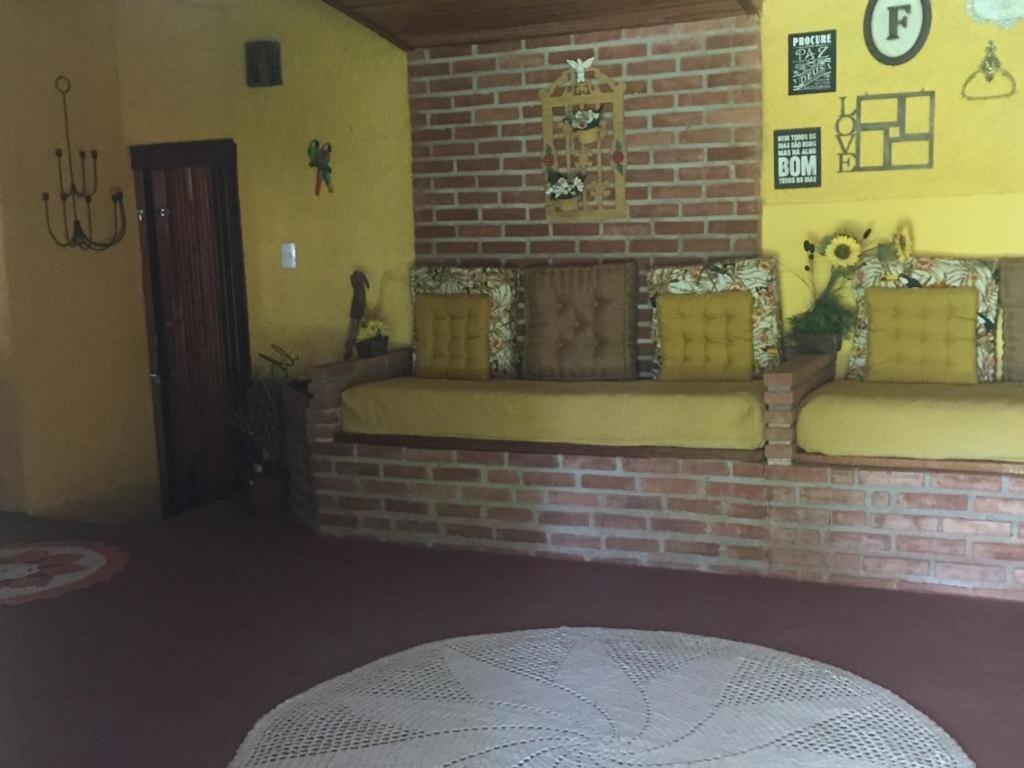 Confortavel Casa De Campo Em Condominio Fechado Águas de Lindóia エクステリア 写真