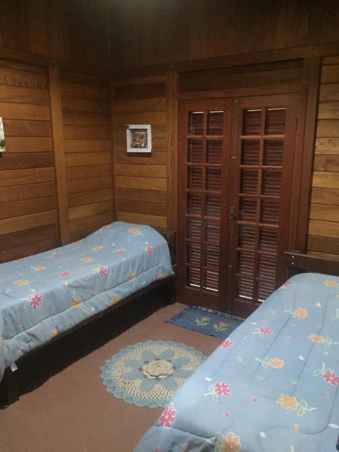 Confortavel Casa De Campo Em Condominio Fechado Águas de Lindóia エクステリア 写真